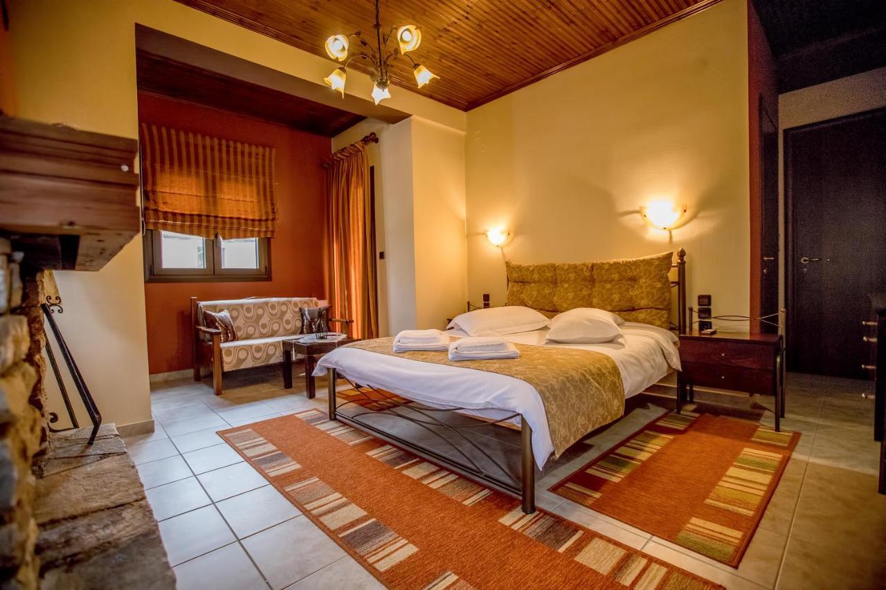 Kynthia Guesthouse Неохорион Экстерьер фото