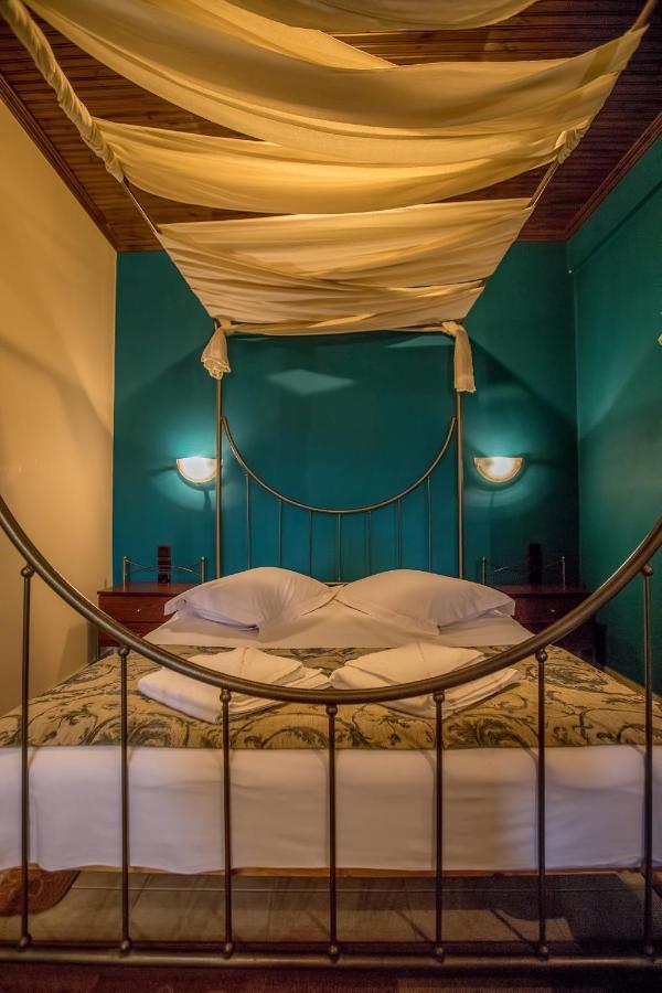 Kynthia Guesthouse Неохорион Экстерьер фото