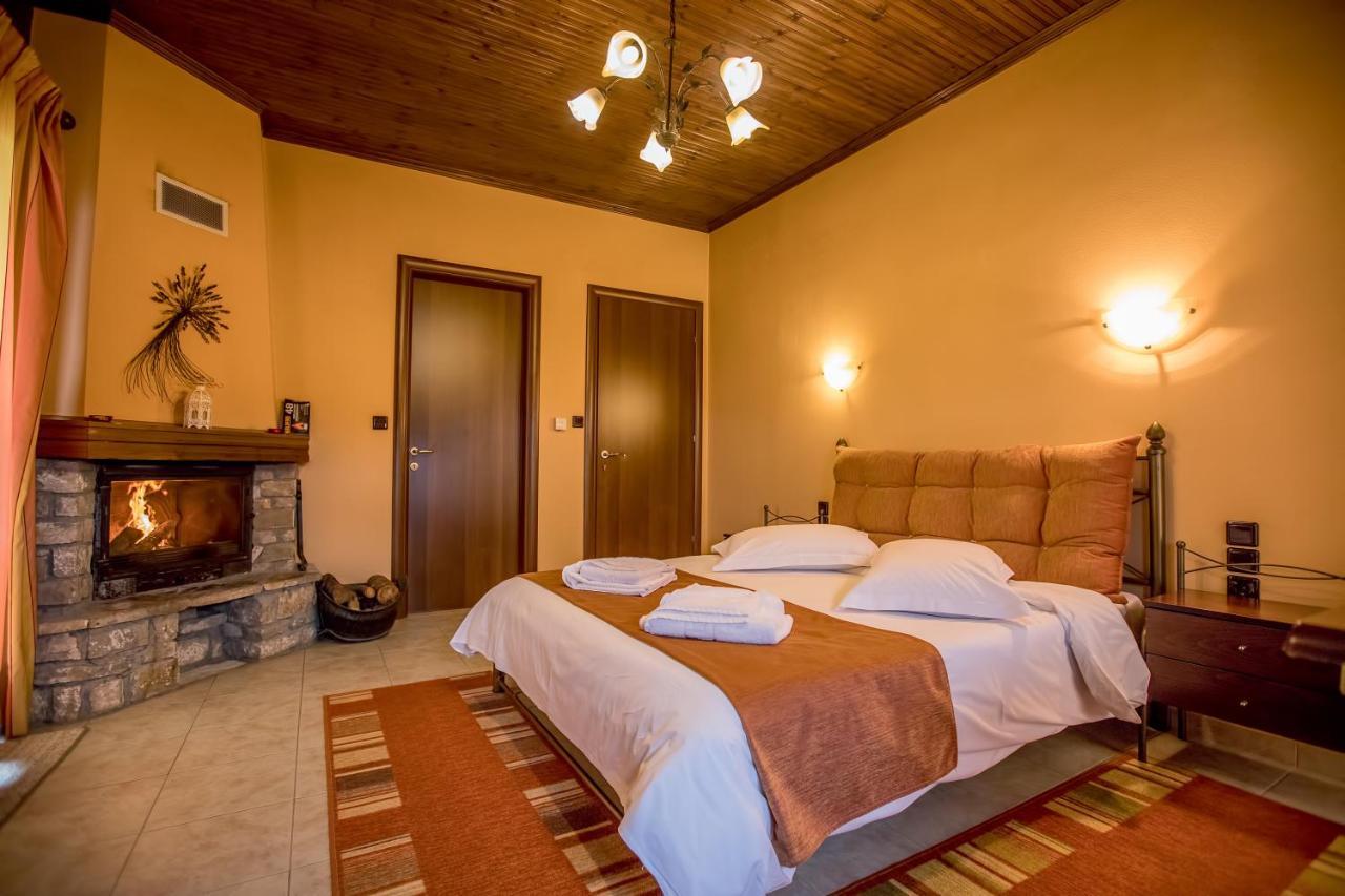 Kynthia Guesthouse Неохорион Экстерьер фото