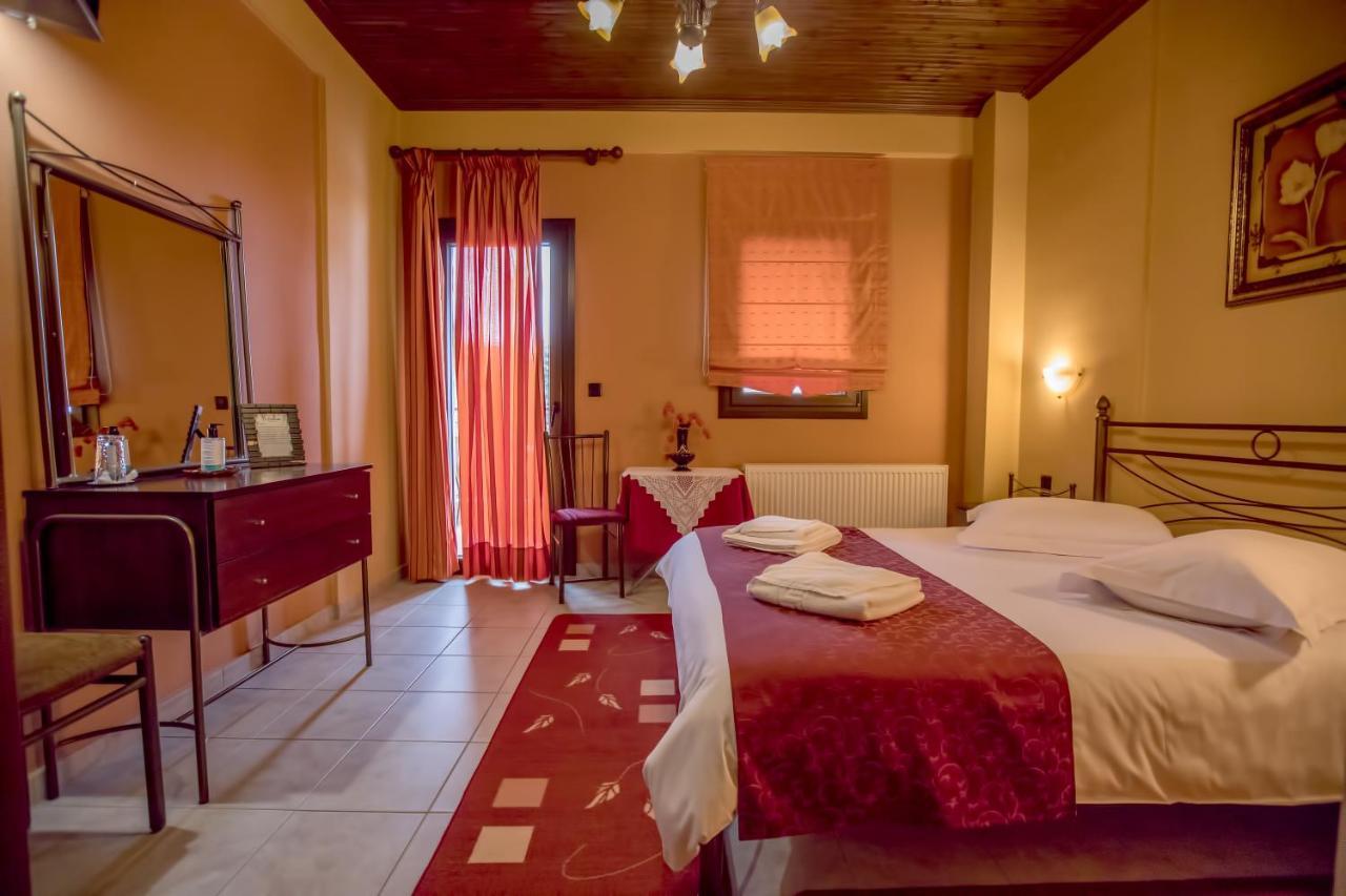 Kynthia Guesthouse Неохорион Экстерьер фото