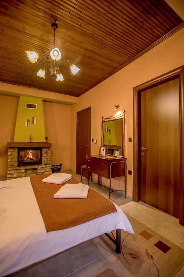 Kynthia Guesthouse Неохорион Экстерьер фото