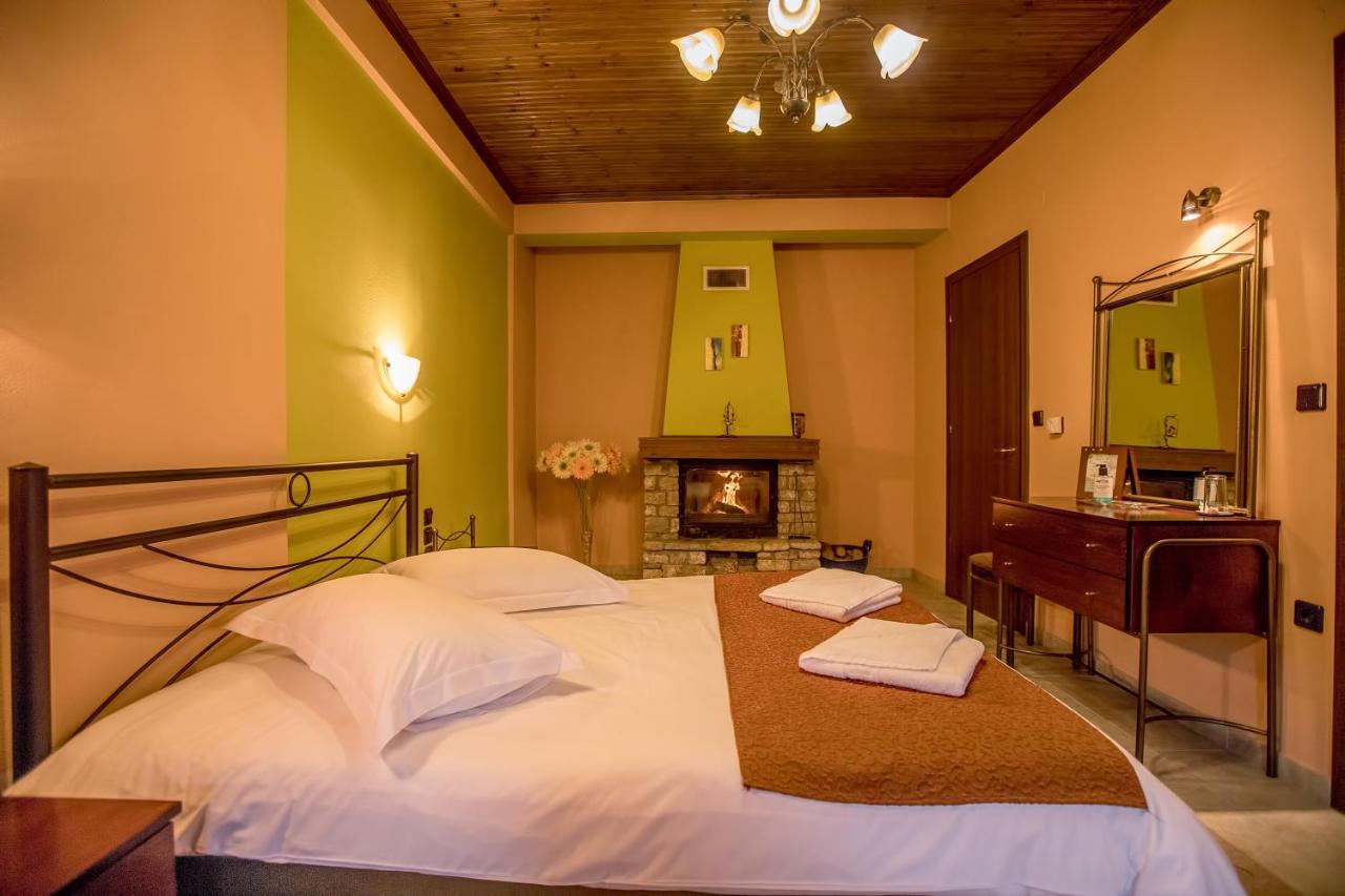 Kynthia Guesthouse Неохорион Экстерьер фото