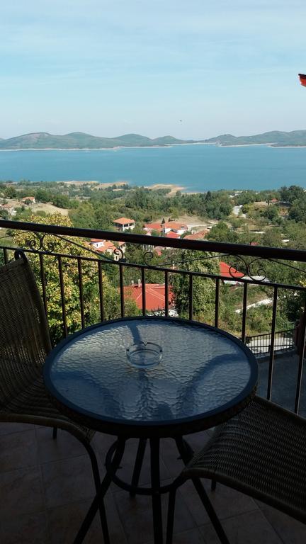 Kynthia Guesthouse Неохорион Экстерьер фото
